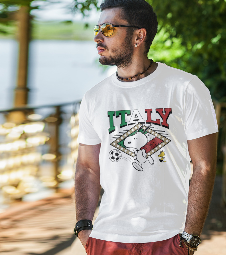 Italy Snoopy Woodstock Peanuts Soccer Team T-Shirt