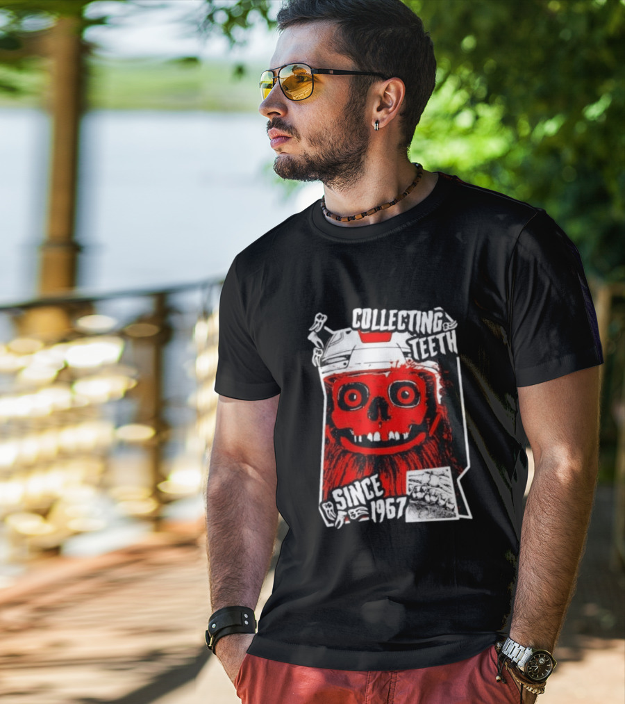 Philadelphia Flyers Gritty Collecting Teeth Since 1967 Monster Face Helmet T-Shirt