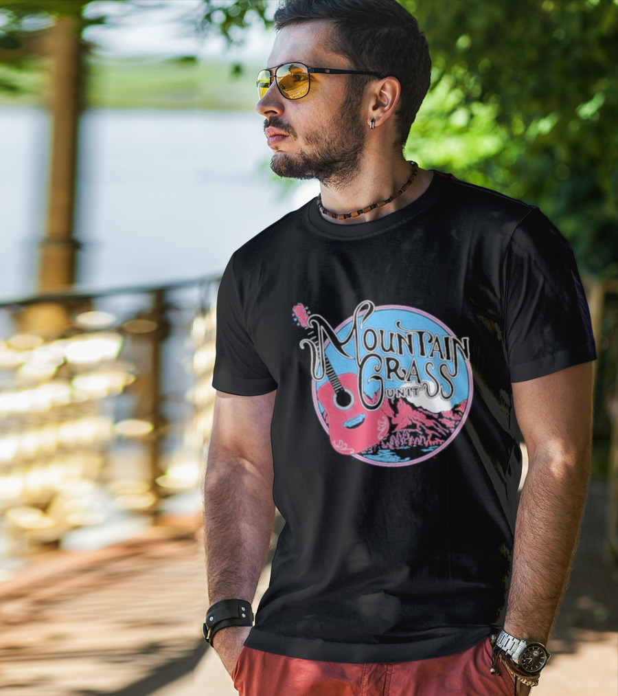 Mountain Grass Guitar Circle T-Shirt