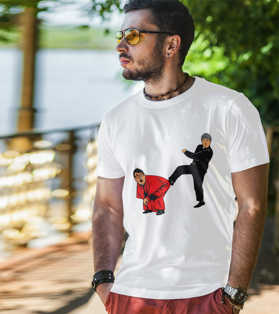 Kicking Random Man Up The Arse Funny Comic Scene T-Shirt