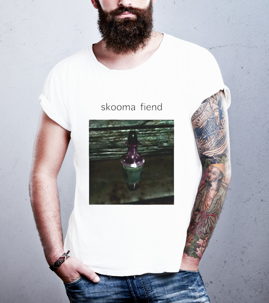 Skooma Fiend Skyrim Potion Character Reference T-Shirt