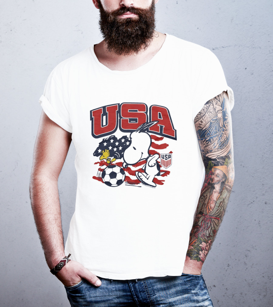 USA Soccer Snoopy And Woodstock Peanuts Characters With American Flag T-Shirt