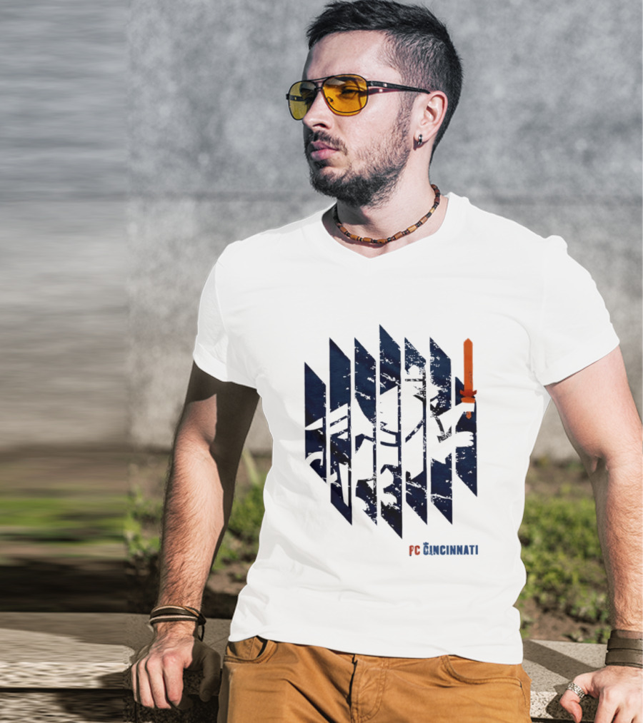 FC Cincinnati Sheared Lion Football Fans Iconic Bold Striped Image T-Shirt