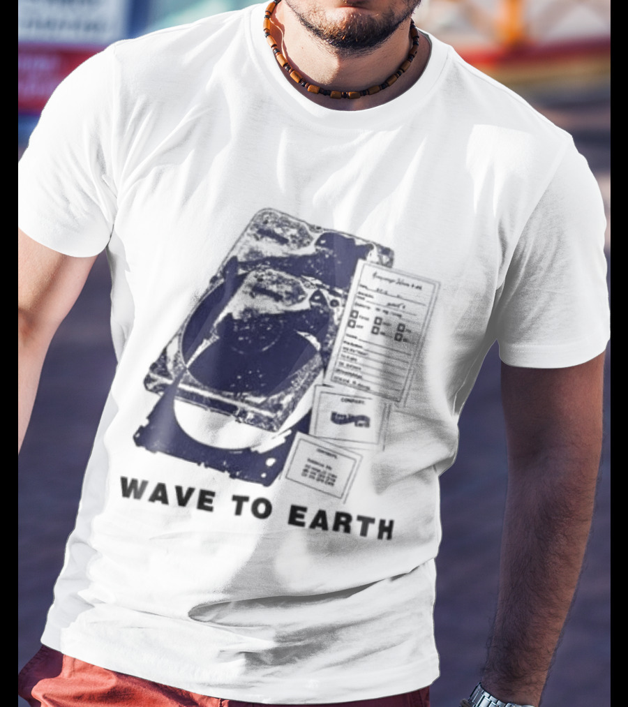 Wave To Earth Vintage Cassette Player Aesthetic T-Shirt