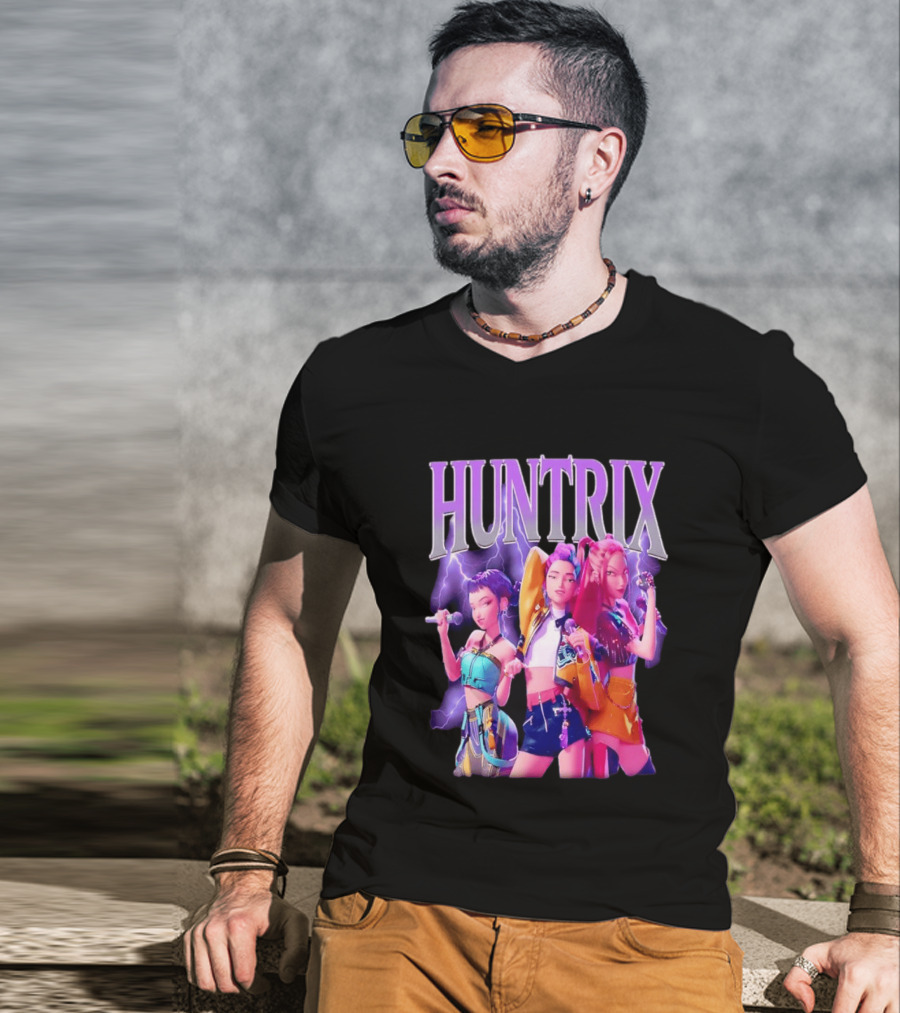 Huntrix Kpop Band Cartoon Characters With Microphones T-Shirt
