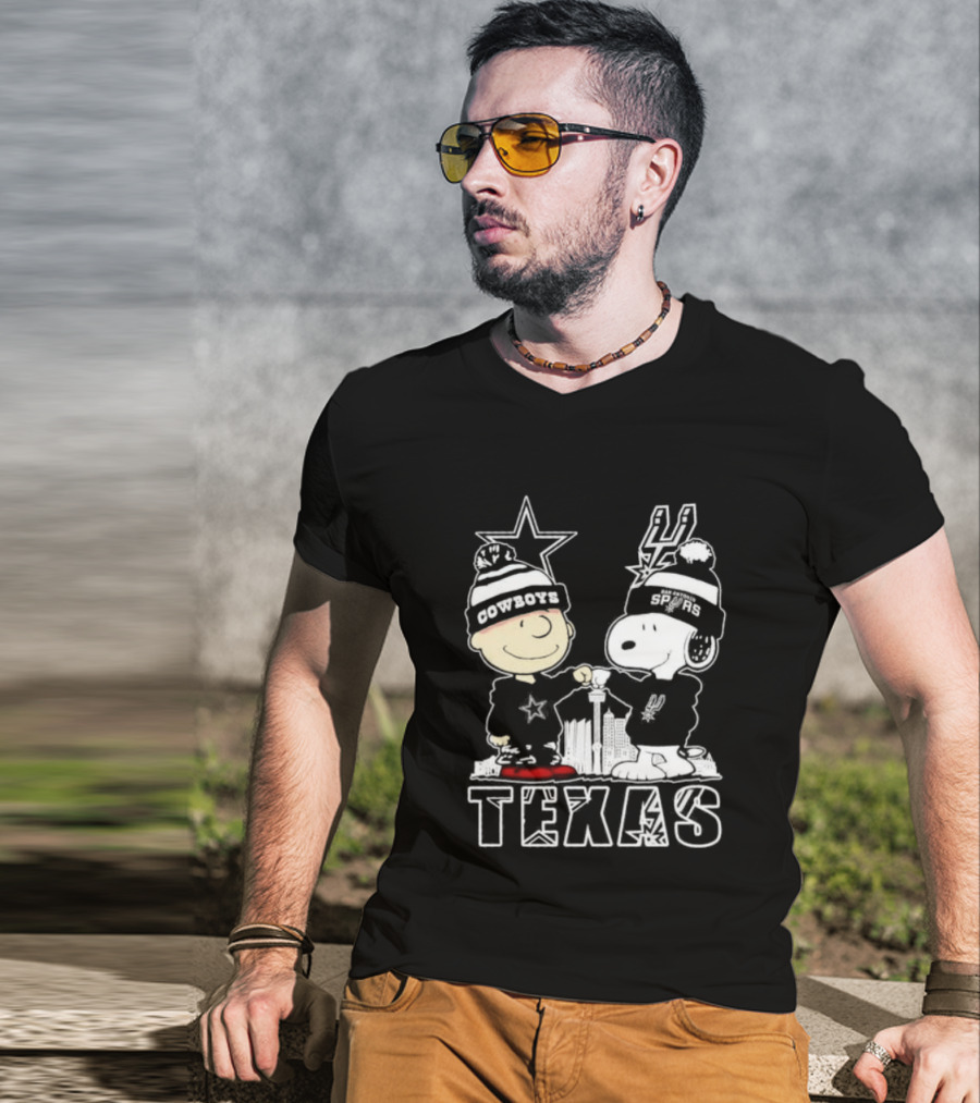 Snoopy And Charlie Brown Cowboys Spurs Texas Skyline T-Shirt