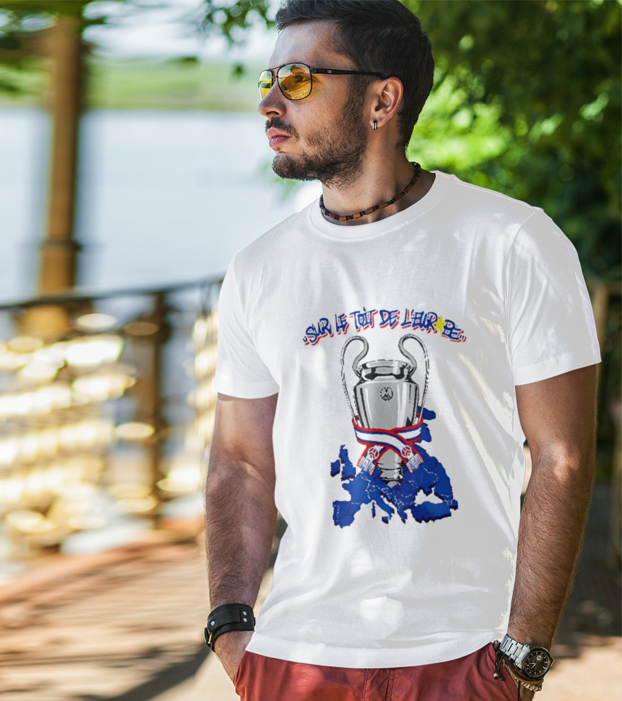 Paris Saint Germain Sur Le Toit De L'Europe 2026 Trophy T-Shirt