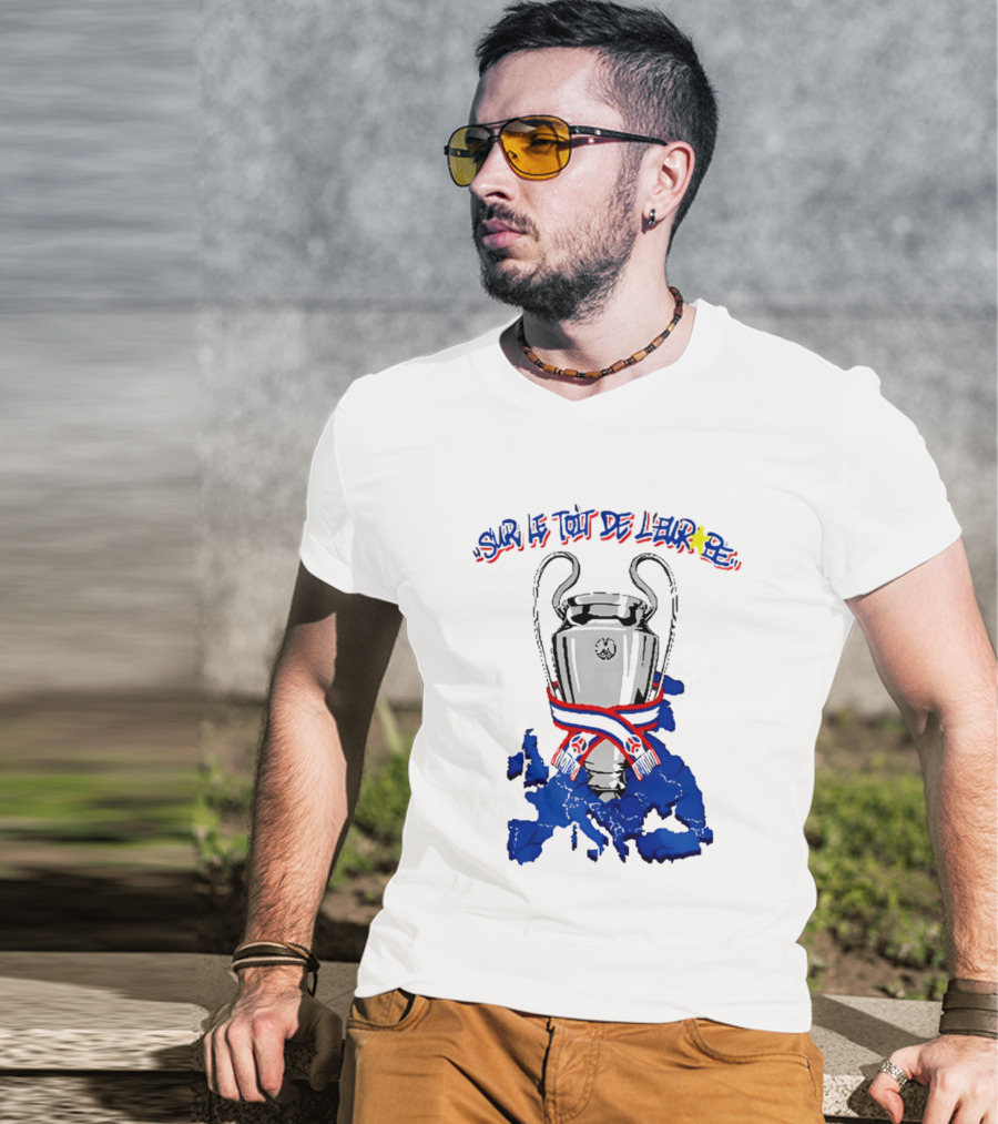 Paris Saint Germain Sur Le Toit De L'Europe 2026 Trophy T-Shirt