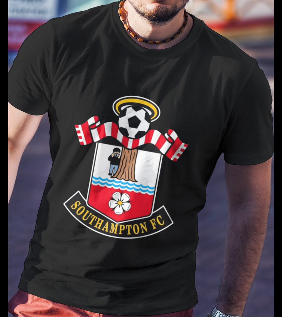 Southampton FC Crest Meme Tree Photographer Football T-Shirt