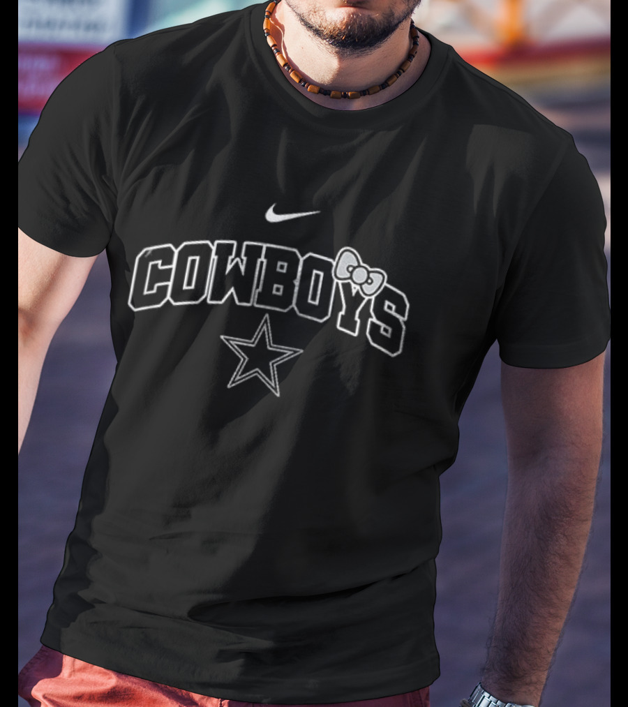 Dallas Cowboys Hello Kitty Nurse Fan T-Shirt