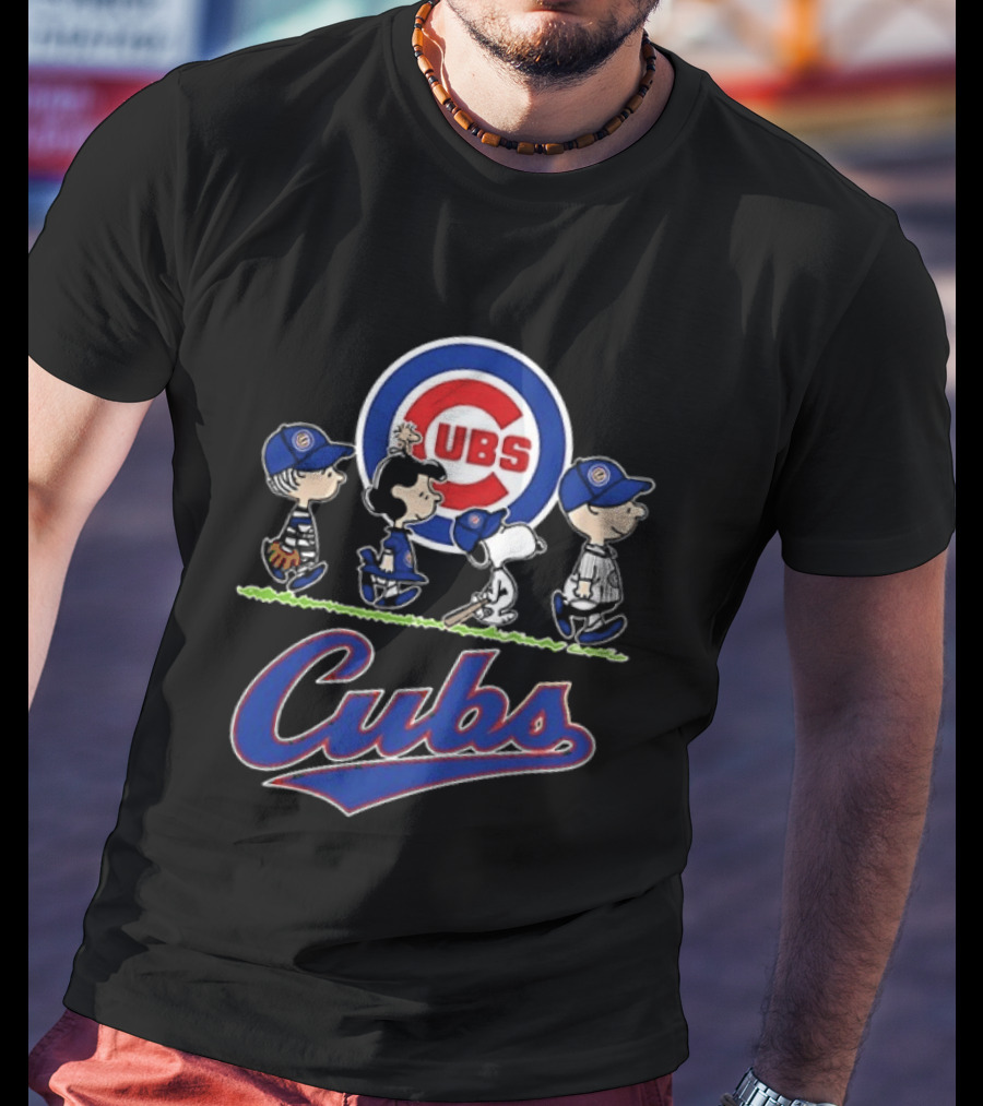 Snoopy Charlie Brown Linus Lucy Chicago Cubs 2026 T-Shirt