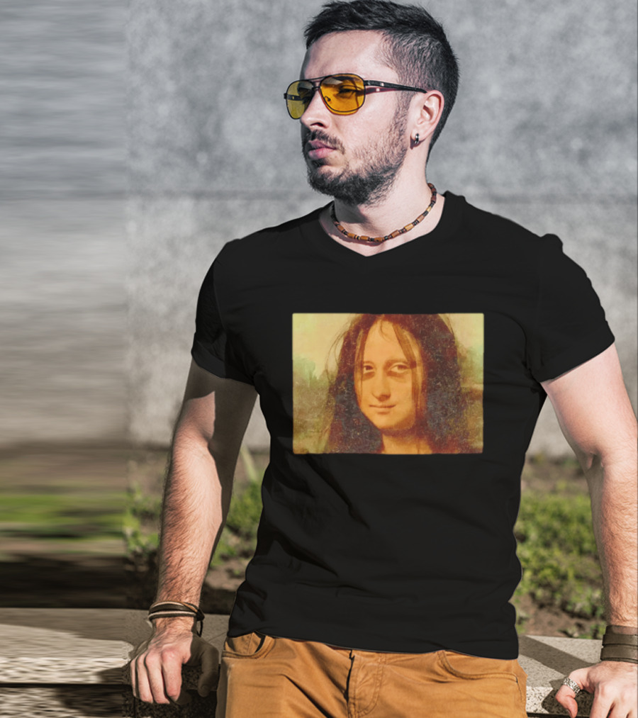Mona Lisa Messy Hair Meme Remake T-Shirt