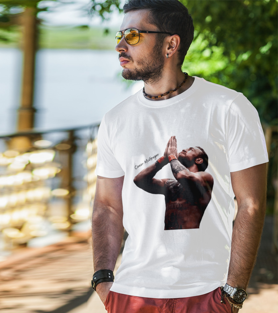 Conor McGregor Returning Pray Pose Tattooed MMA Fighter T-Shirt
