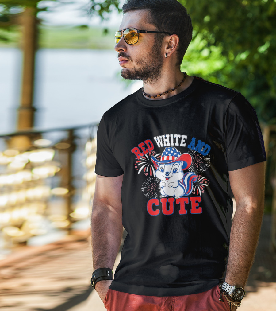 Red White And Cute Fireworks Patriotic Squirrel Cowboy Hat T-Shirt