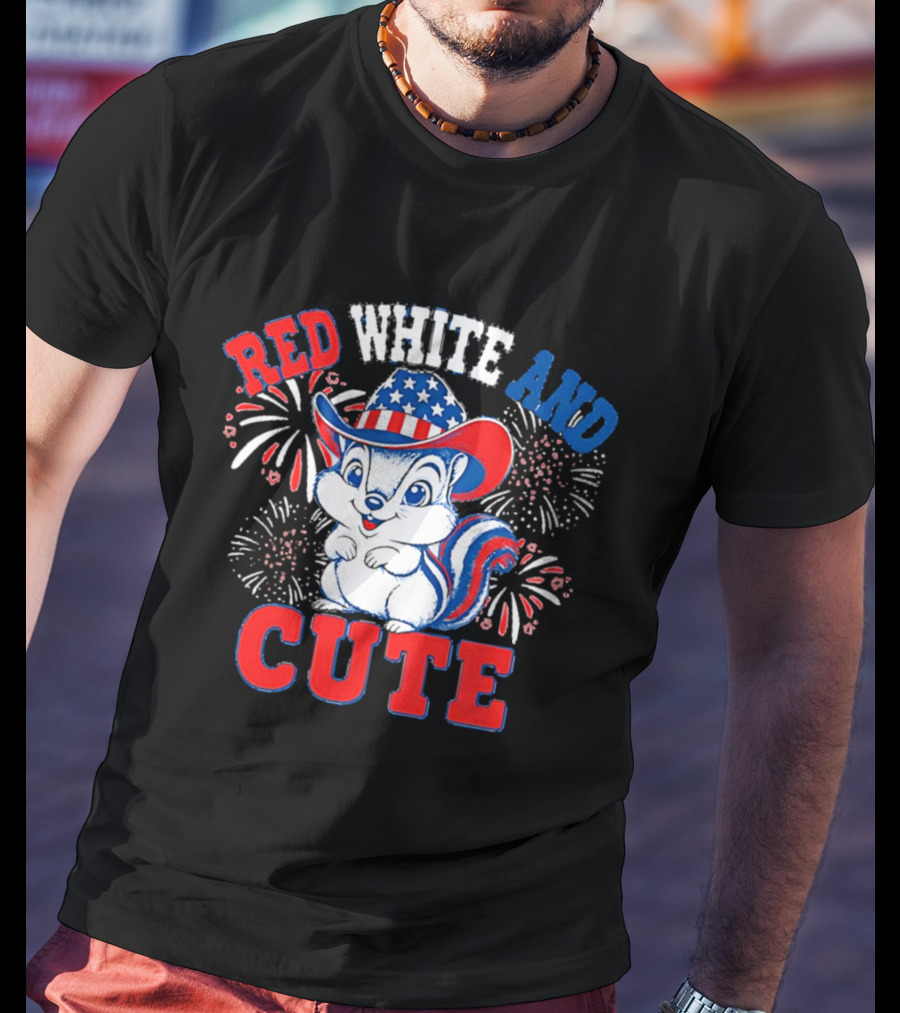 Red White And Cute Fireworks Patriotic Squirrel Cowboy Hat T-Shirt