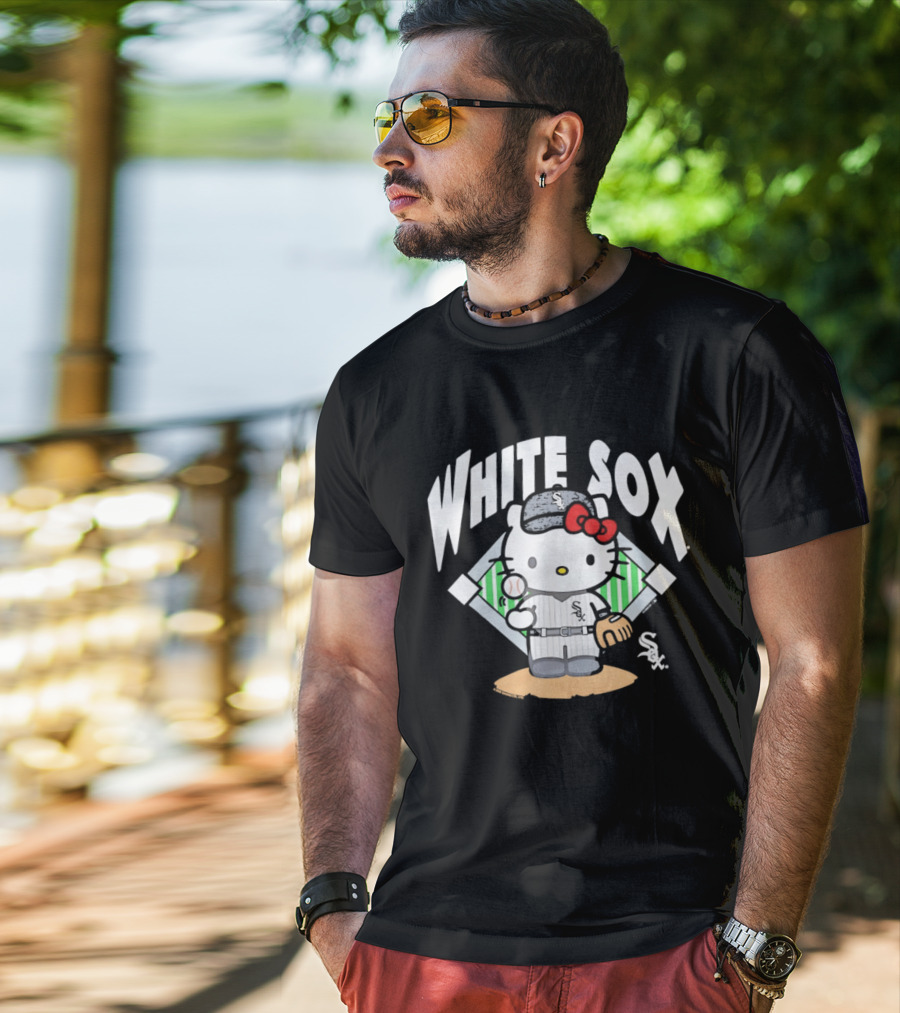 Hello Kitty Playing Baseball With Chicago White Sox T-Shirt