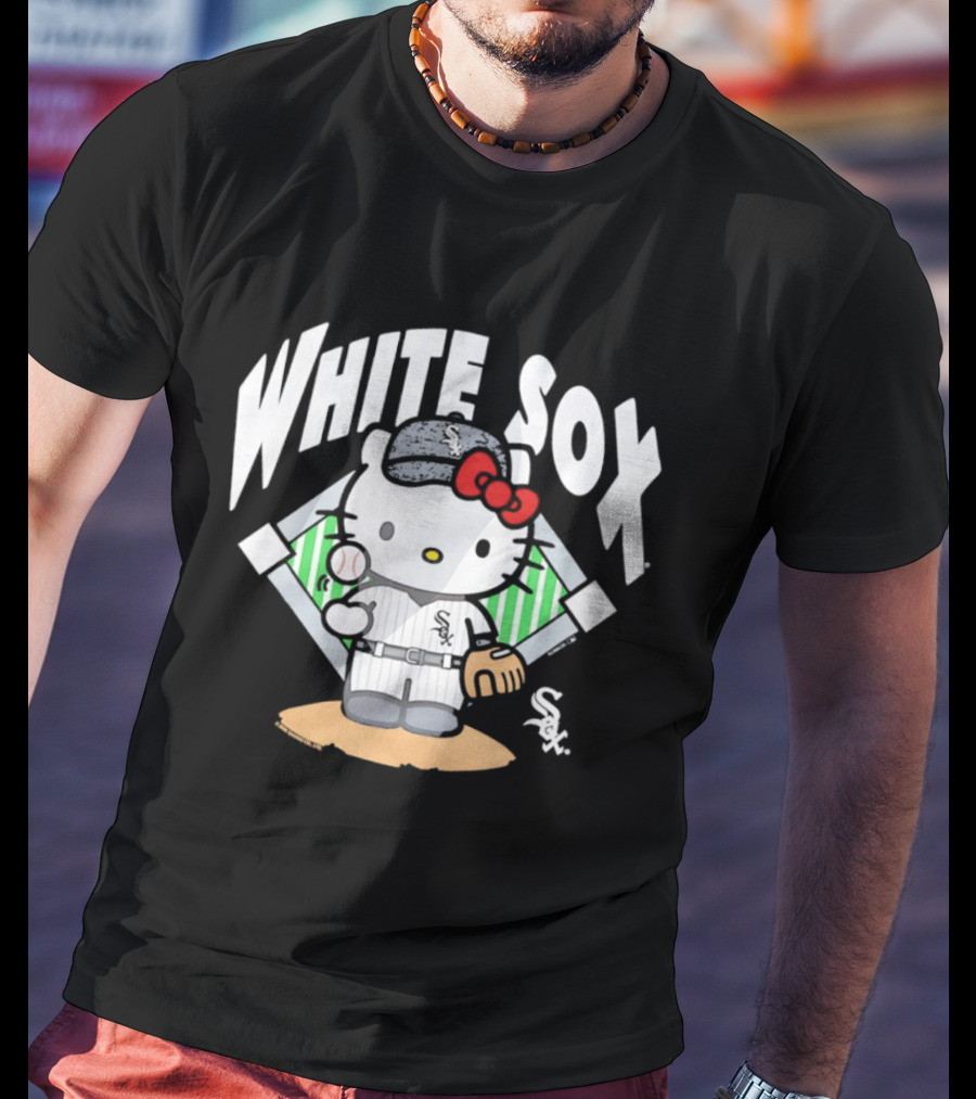 Hello Kitty Playing Baseball With Chicago White Sox T-Shirt
