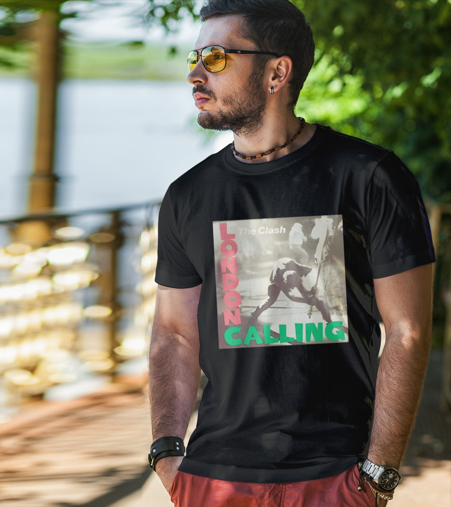The Clash London Calling Punk Rock Album Cover Image T-Shirt