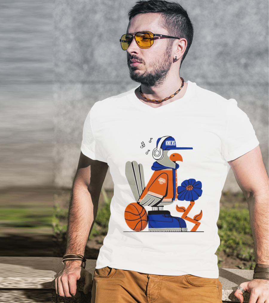 New York Knicks Go Go Go Bird With Cap And Basketball T-Shirt