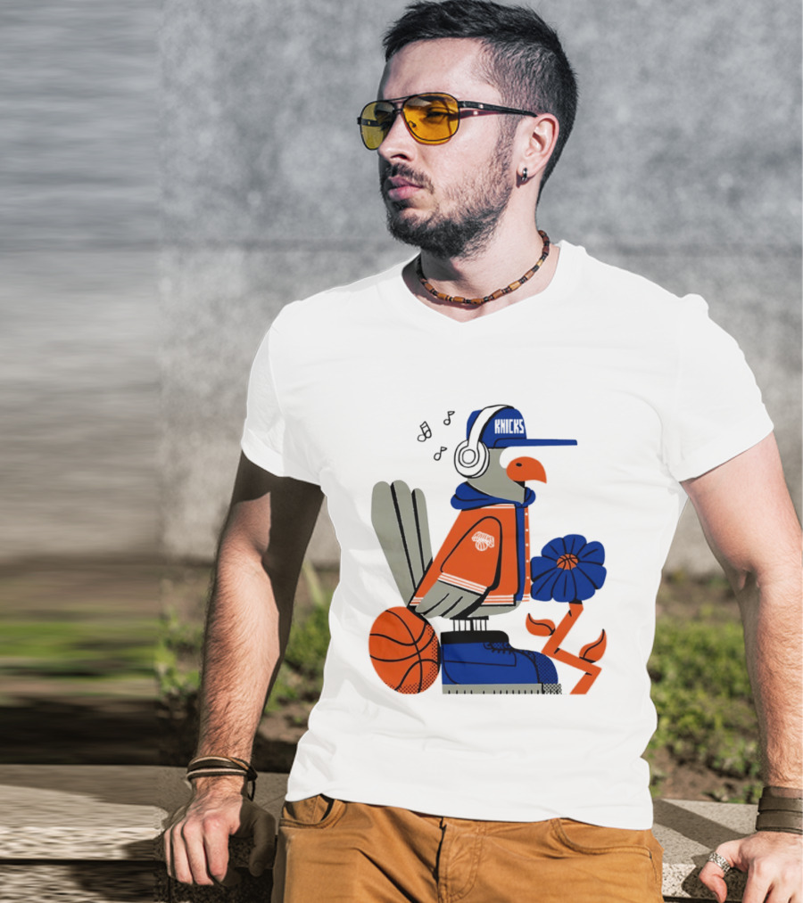 New York Knicks Bird Cap Headphones Basketball Flower T-Shirt