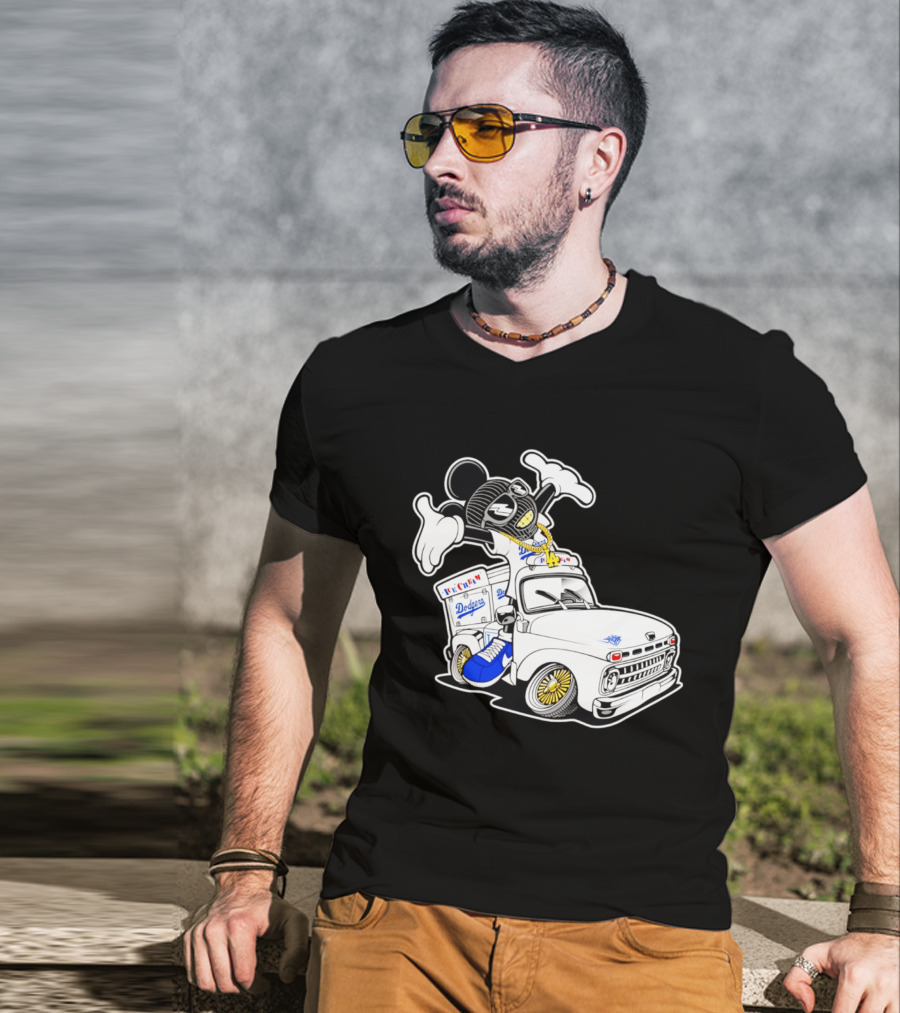 Los Angeles Dodgers Mickey Ice Cream Truck Sneaker Chain T-Shirt