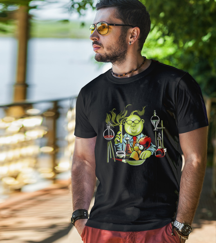 Dr Bunsen Honeydew And Beaker With Re Animator Science Lab Experiment T-Shirt