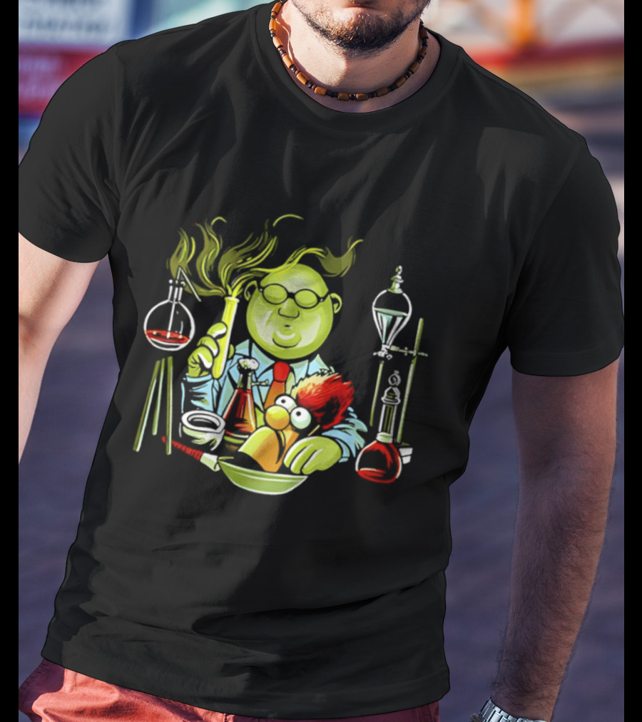 Dr Bunsen Honeydew And Beaker With Re Animator Science Lab Experiment T-Shirt