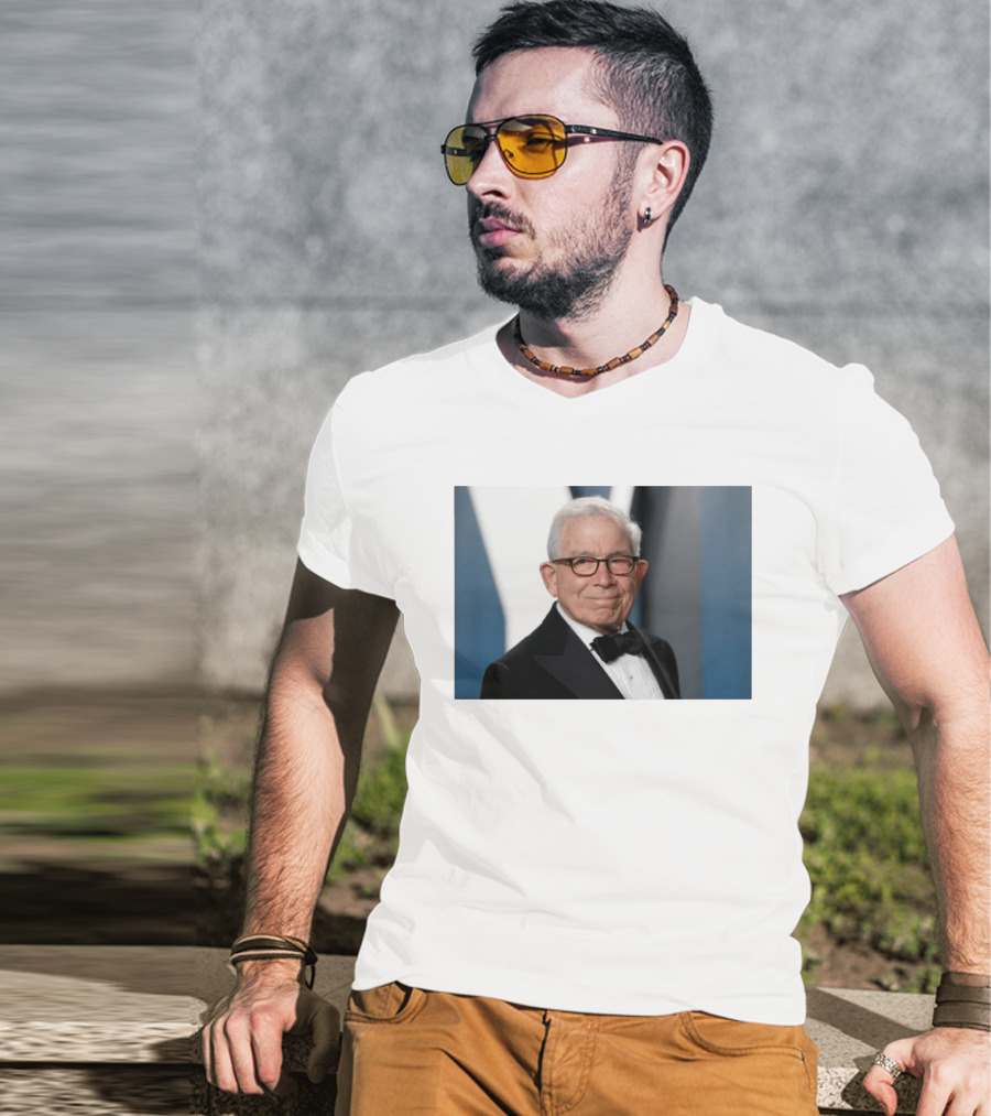 Donald E. Newhouse Low Profile Heir To A Media Empire Dies At 96 T-Shirt