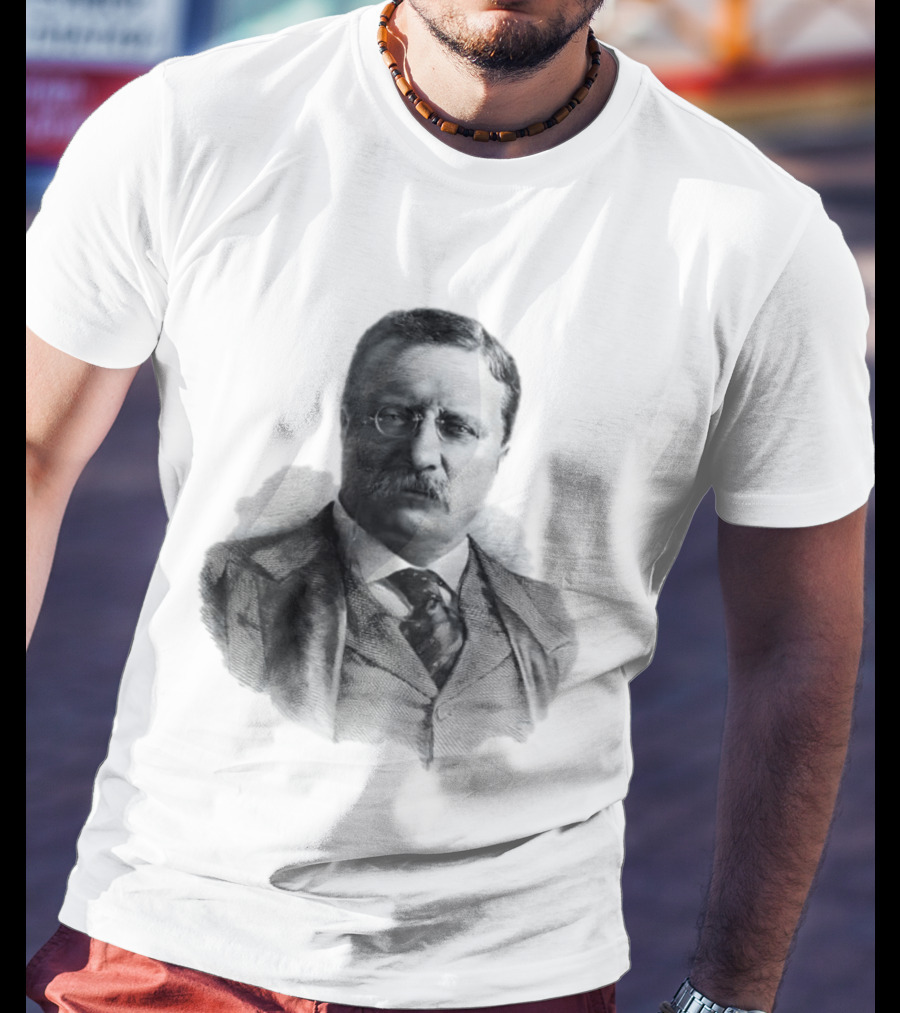 Theodore Roosevelt Engraving President USA Iconic Historical Figure T-Shirt