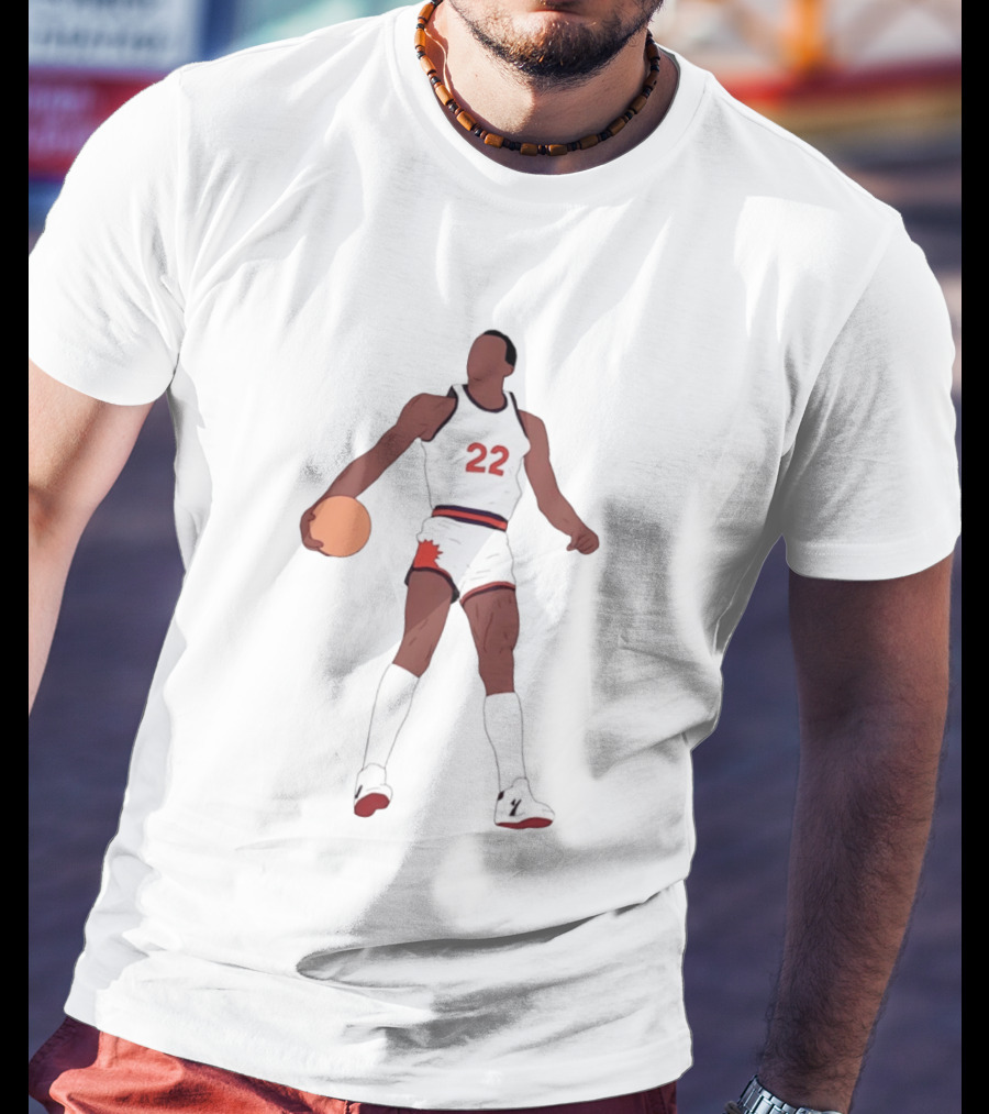 Larry Nance Jr Wearing Classic Basketball Dunk 22 T-Shirt