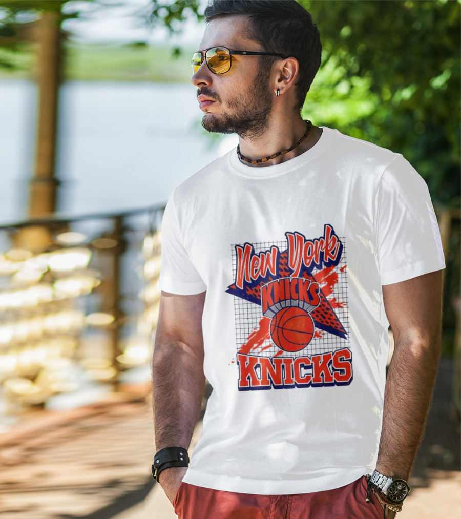 New York Knicks Juvenile Basketball Star T-Shirt