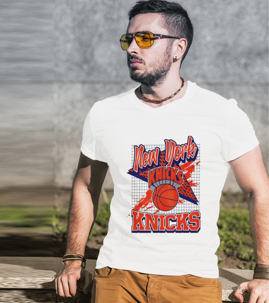 New York Knicks Juvenile Basketball Star T-Shirt