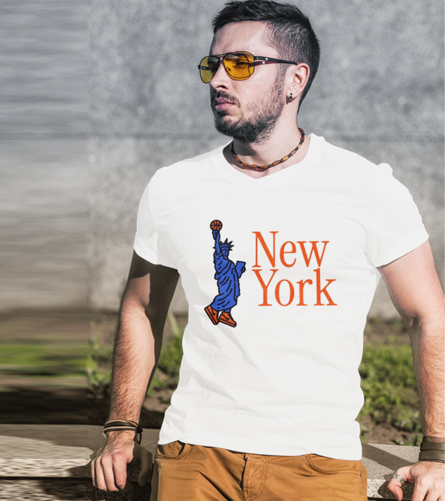 New York Knicks Basketball Statue Of Liberty NBA 2026 T-Shirt