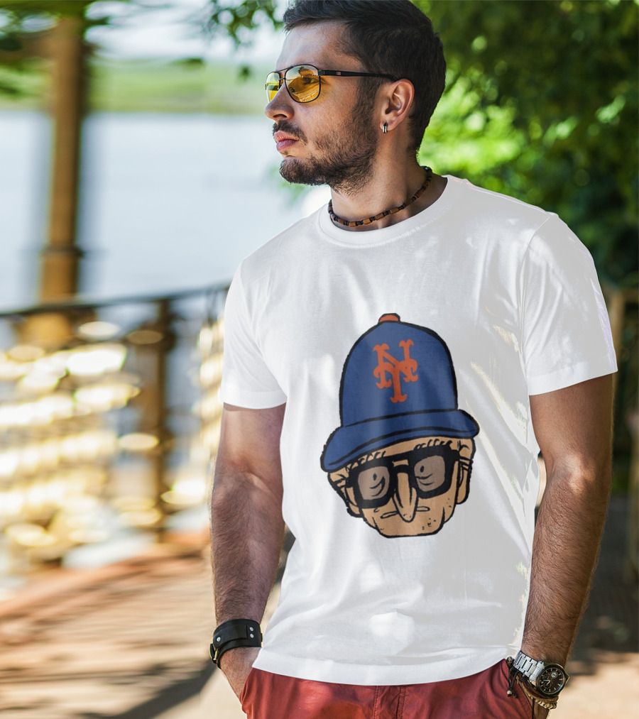 Old Jewish Men Big Head Caricature Mets Cap T-Shirt