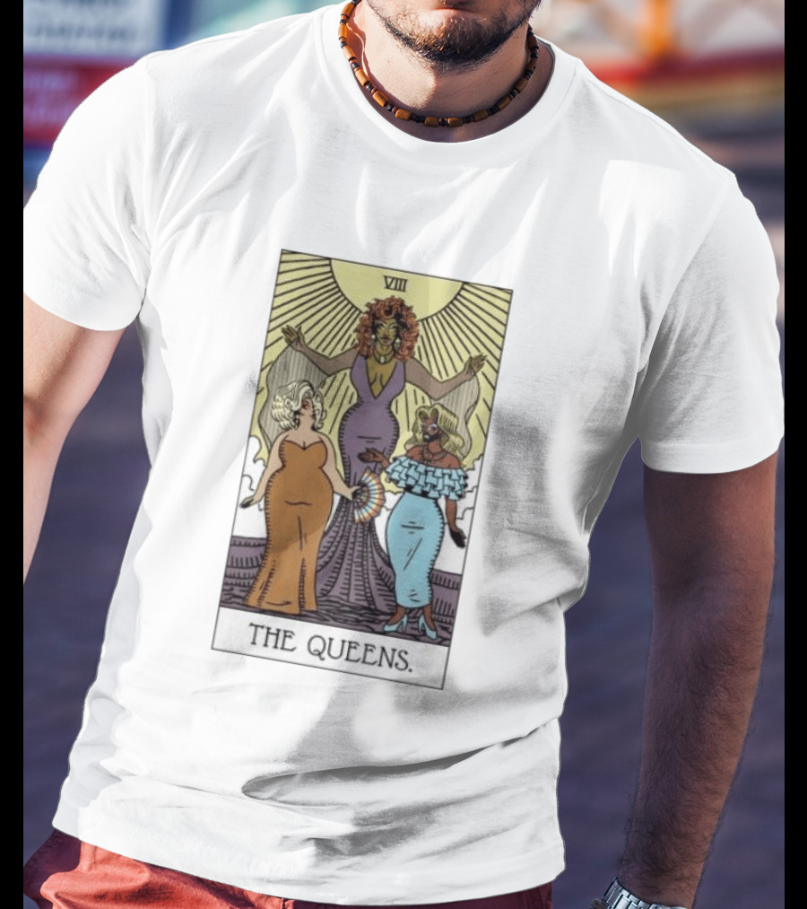 The Queens VIII Tarot Card Empowerment And Elegance T-Shirt