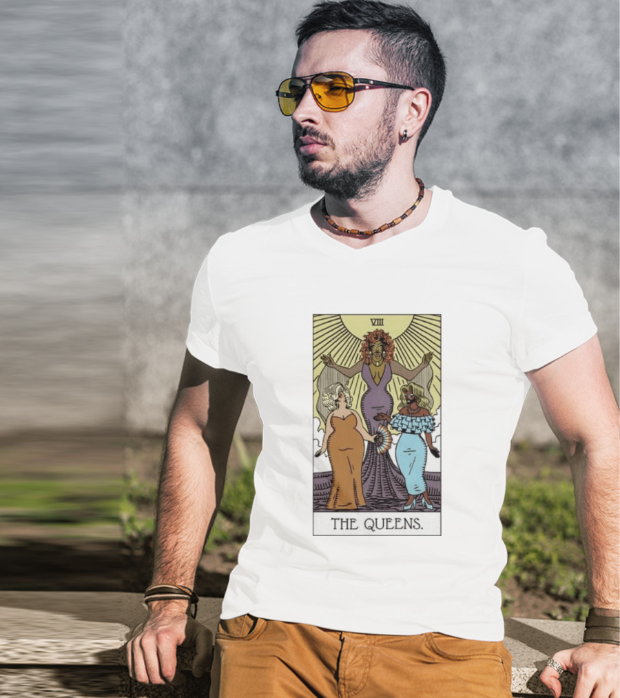 The Queens VIII Tarot Card Empowerment And Elegance T-Shirt