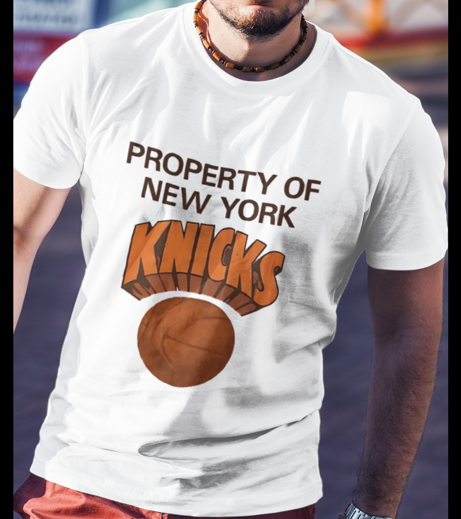 New York Knicks Basketball Property T-Shirt