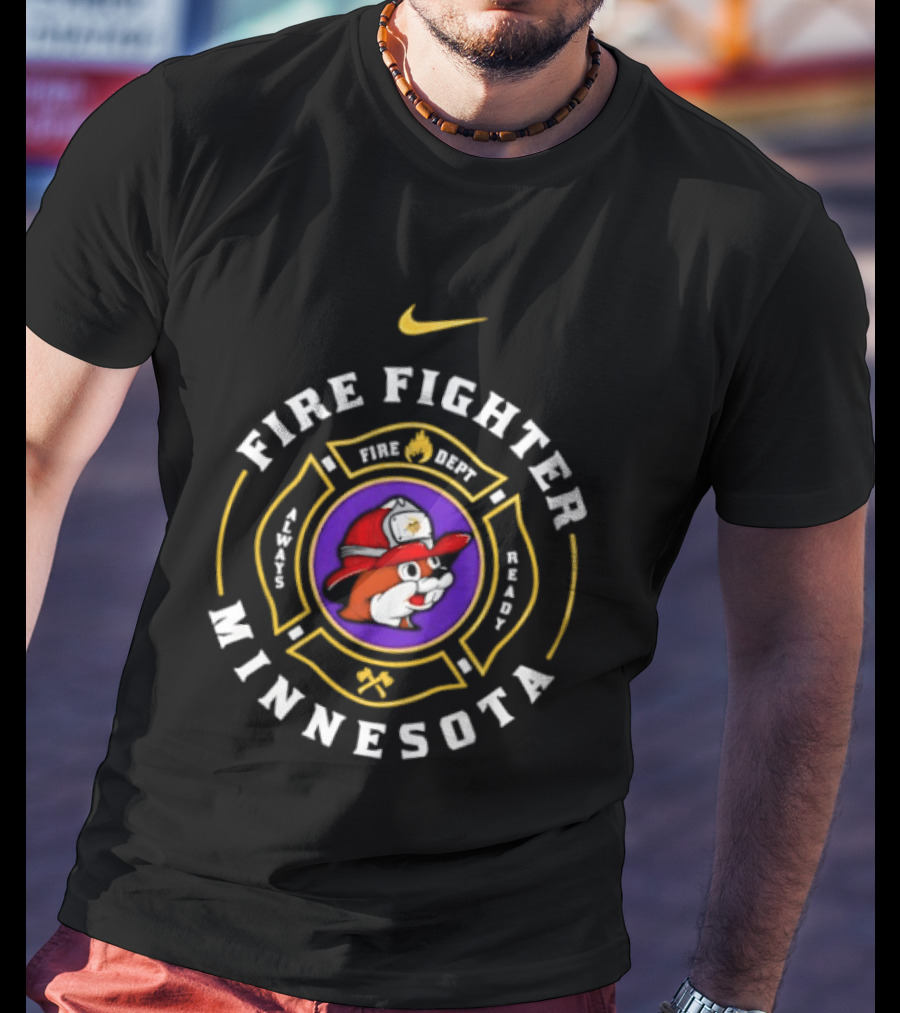 Minnesota Firefighter Buc Ee's Fire Dept Sugar Best Beaver Helmet T-Shirt
