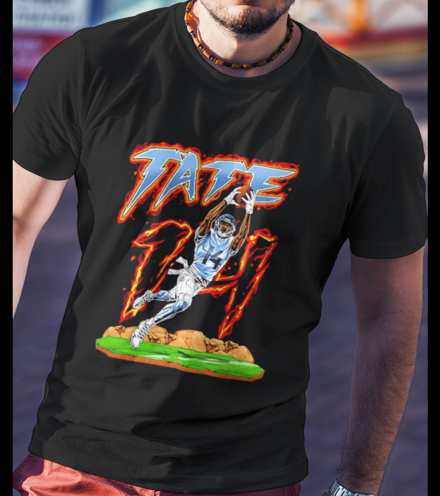 Tennessee Titans Carnell Tate Hand Drawn 17 Football T-Shirt