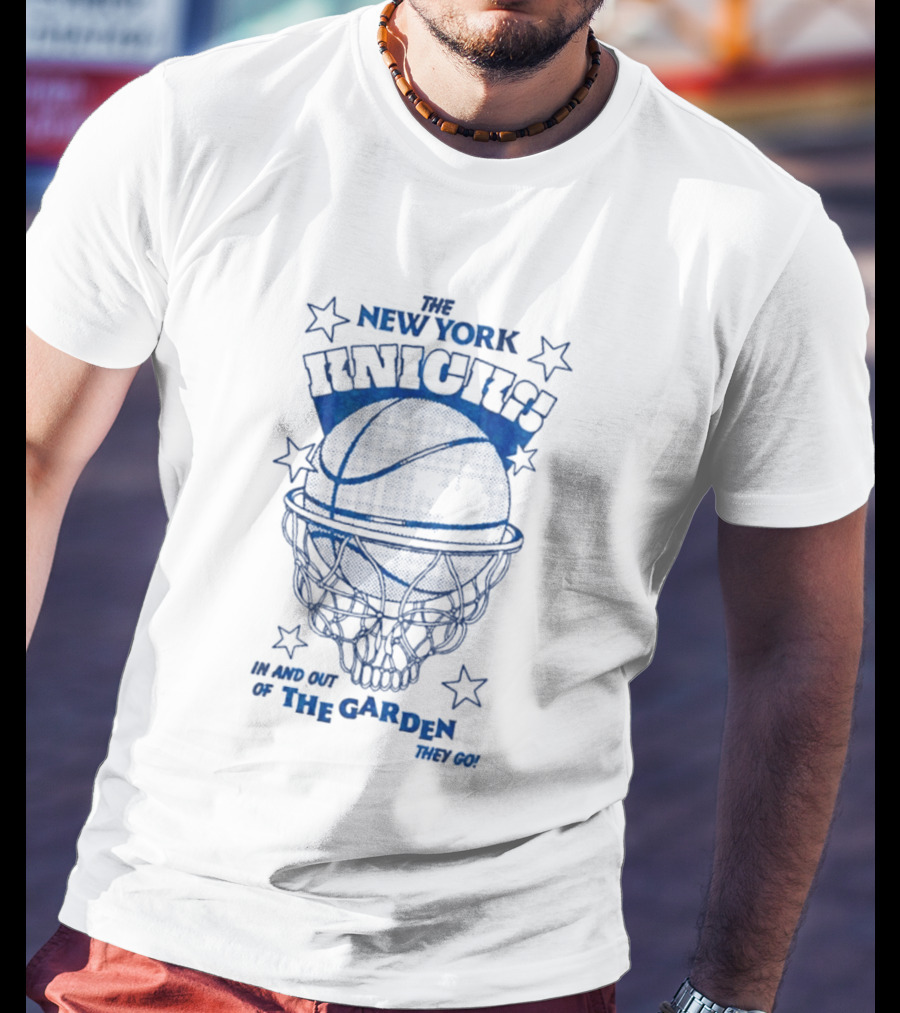 New York Knicks Basketball In And Out Of The Garden Starry Night T-Shirt