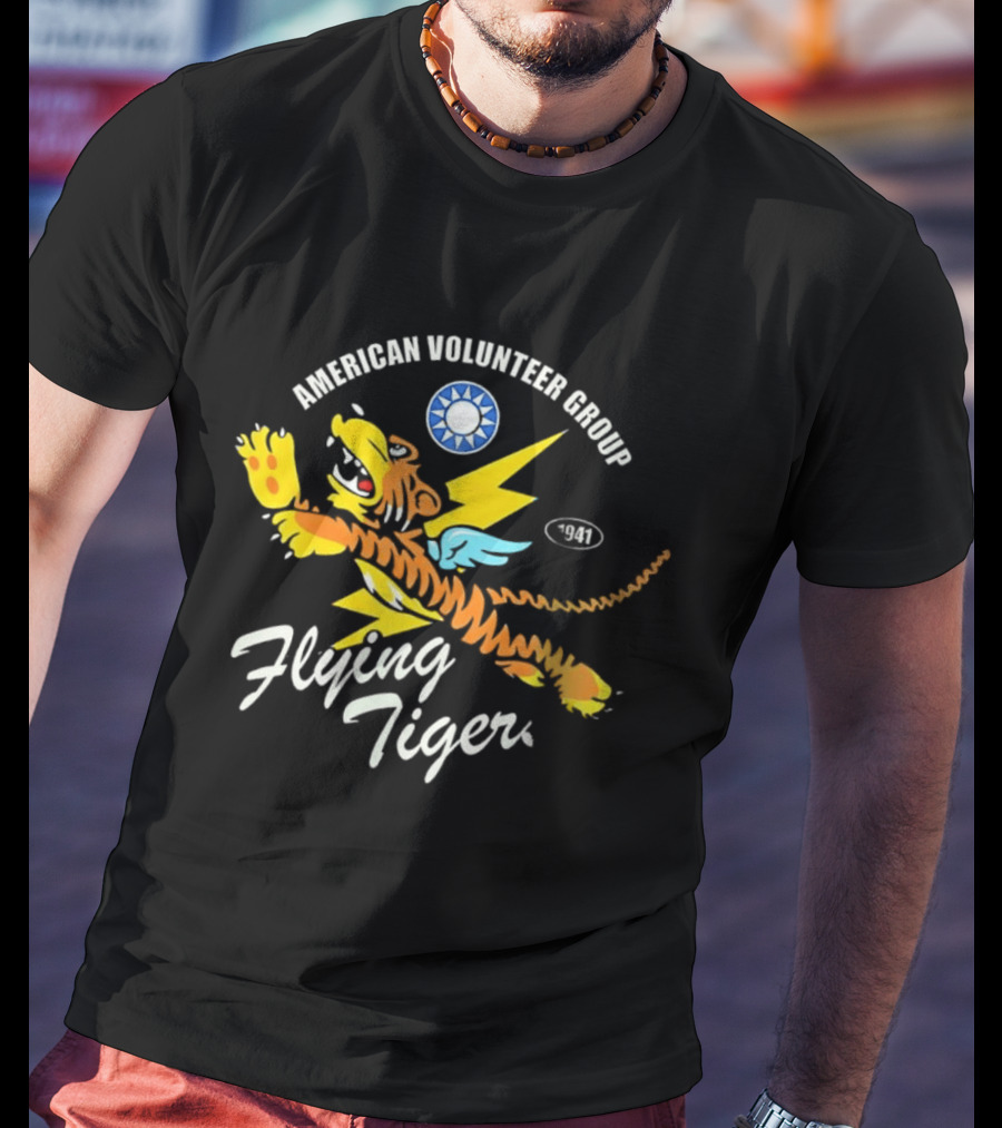 Flying Tigers American Volunteer Group 1941 Emblem Art WWII Aviation History T-Shirt