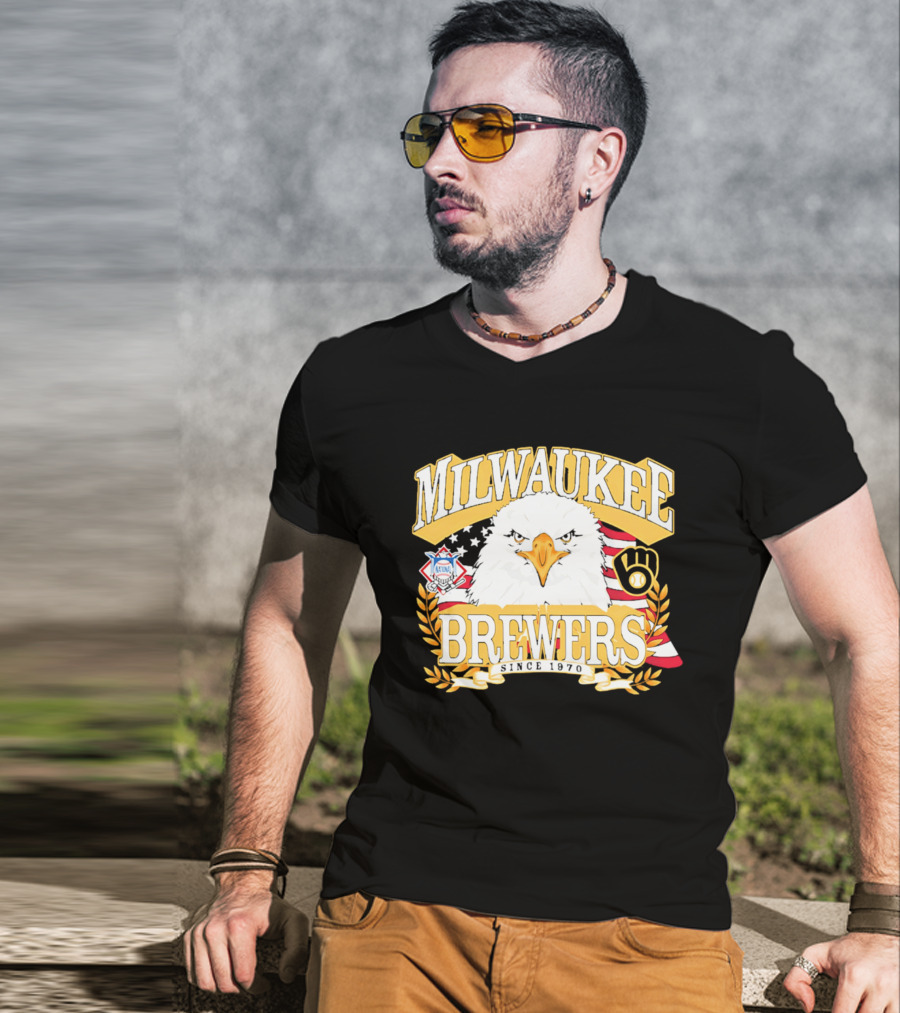 Milwaukee Brewers Eagle American Flag 250th Celebration T-Shirt