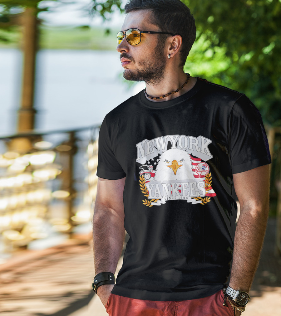 New York Yankees Americana Eagle Celebrating USA Flag With Baseball T-Shirt