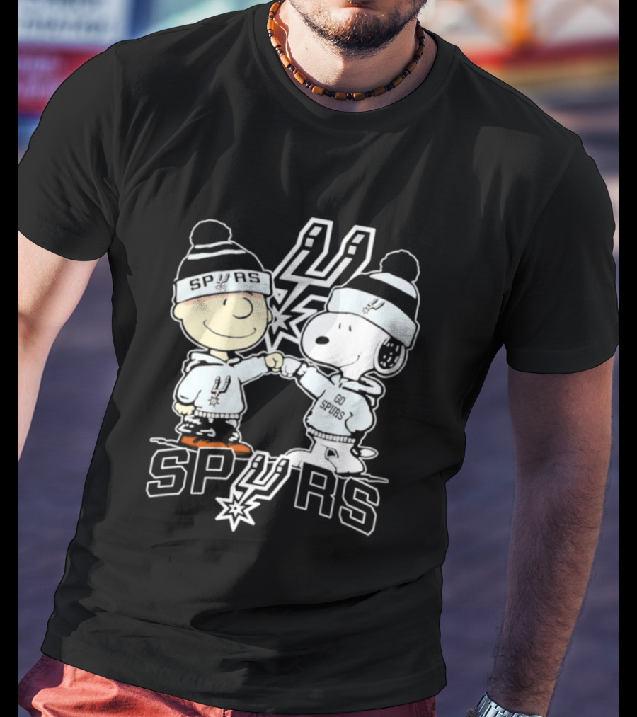 Peanuts Charlie Brown Snoopy San Antonio Spurs Fist Bump Spurs T-Shirt