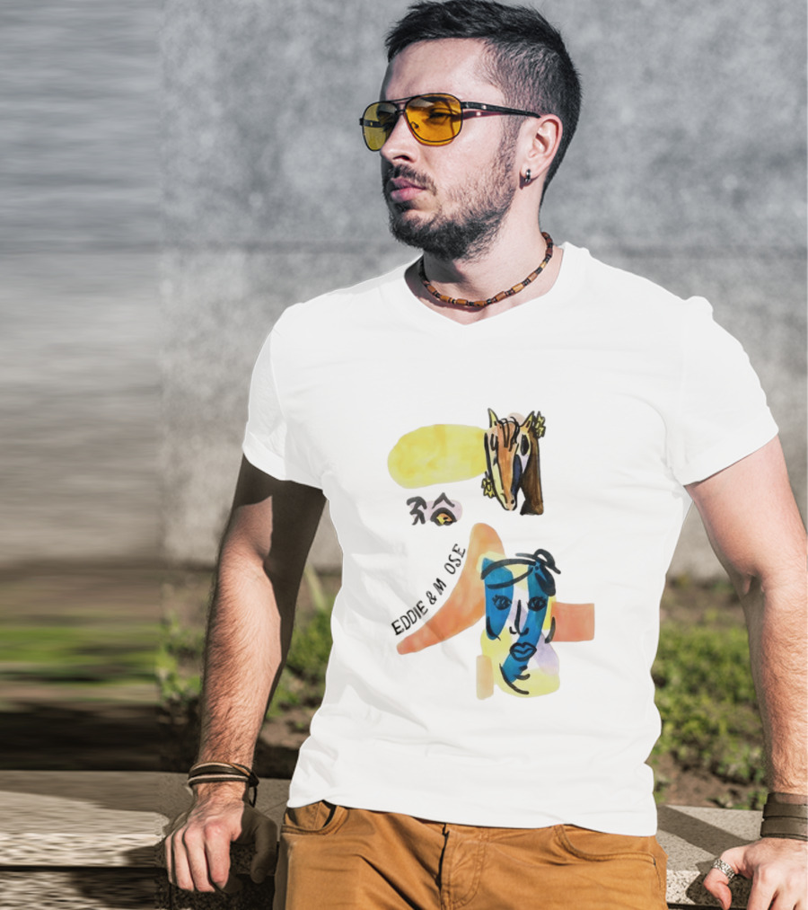 Eddie And Moose Horse Head Face Eye Shape Abstract Eddie And M CSE T-Shirt