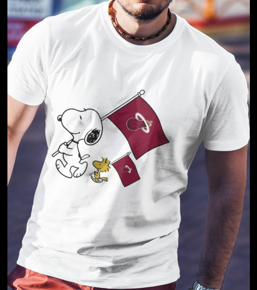 Miami Heat Snoopy Woodstock Miami Heat Flags T-Shirt