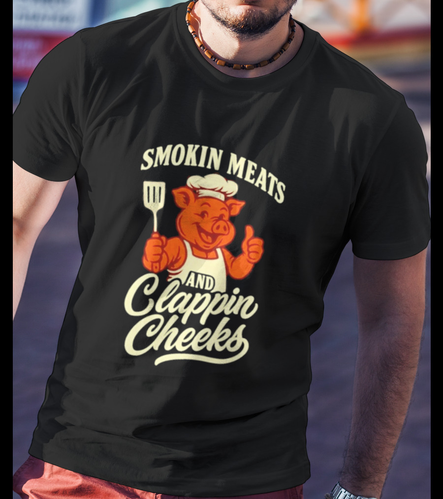 Smokin Meats And Clappin Cheeks Pig Chef Thumbs Up BBQ T-Shirt