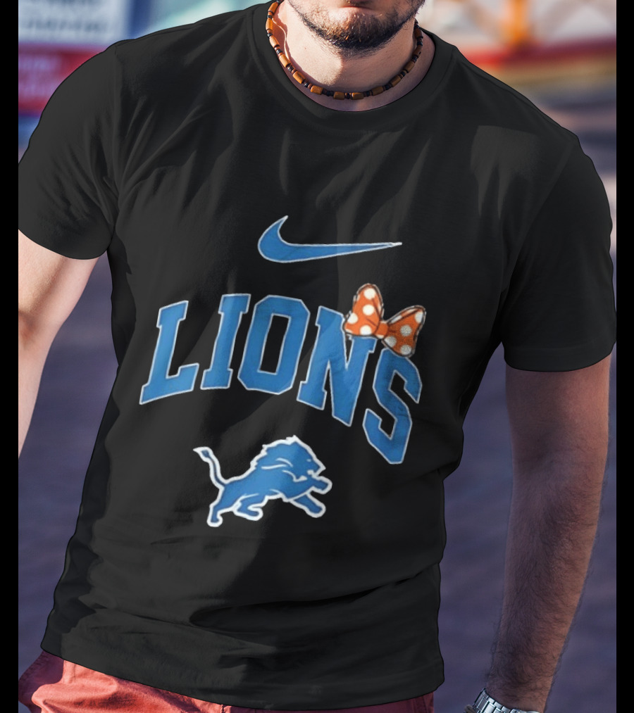 Detroit Lions Boo To You Fa Boo Lous Rugby Sports Team Halloween Bow T-Shirt