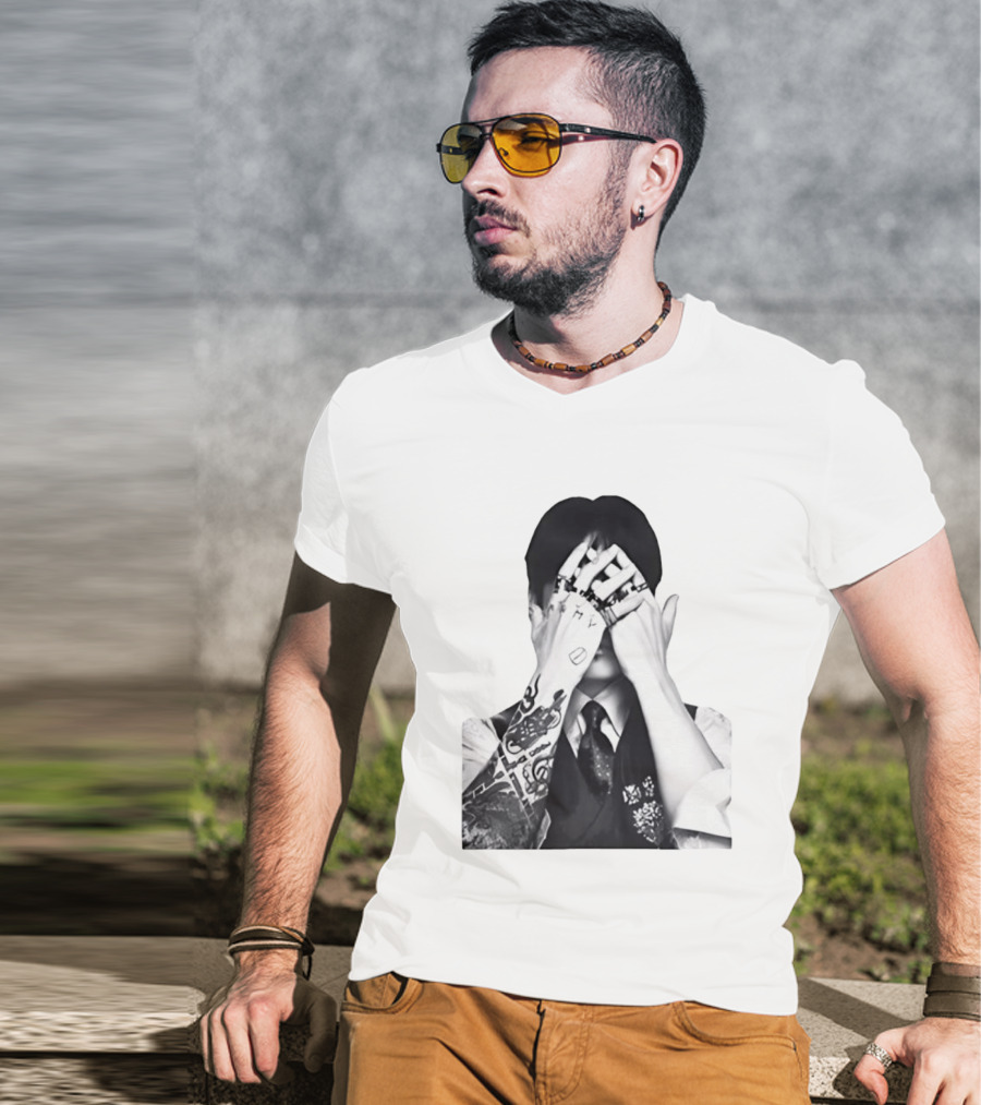 Jungkook BTS Tattoo Hands Rings Black And White Aesthetic T-Shirt