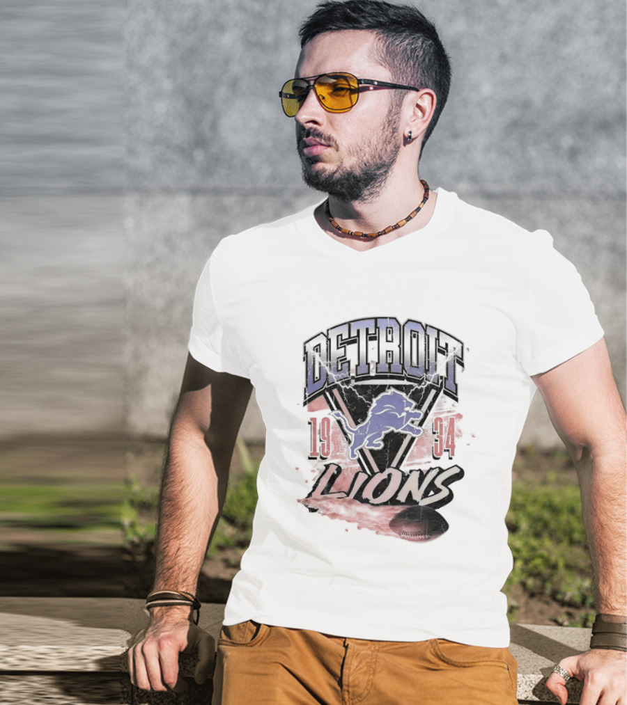 Detroit Lions 19 34 Vintage Style Iconic Team T-Shirt